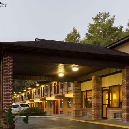 Howard Johnson By Wyndham Tallahassee Eksteriør bilde