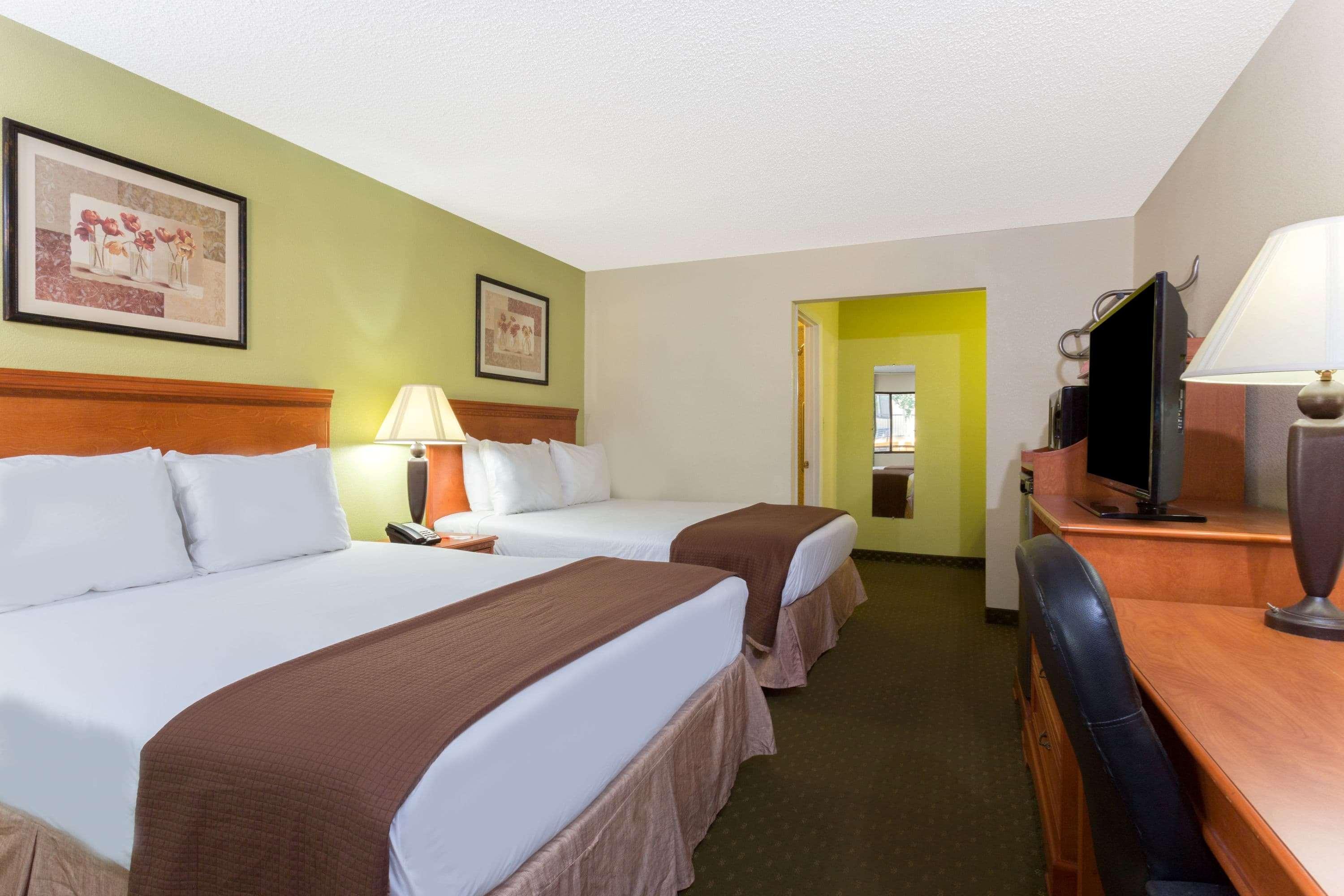 Howard Johnson By Wyndham Tallahassee Eksteriør bilde