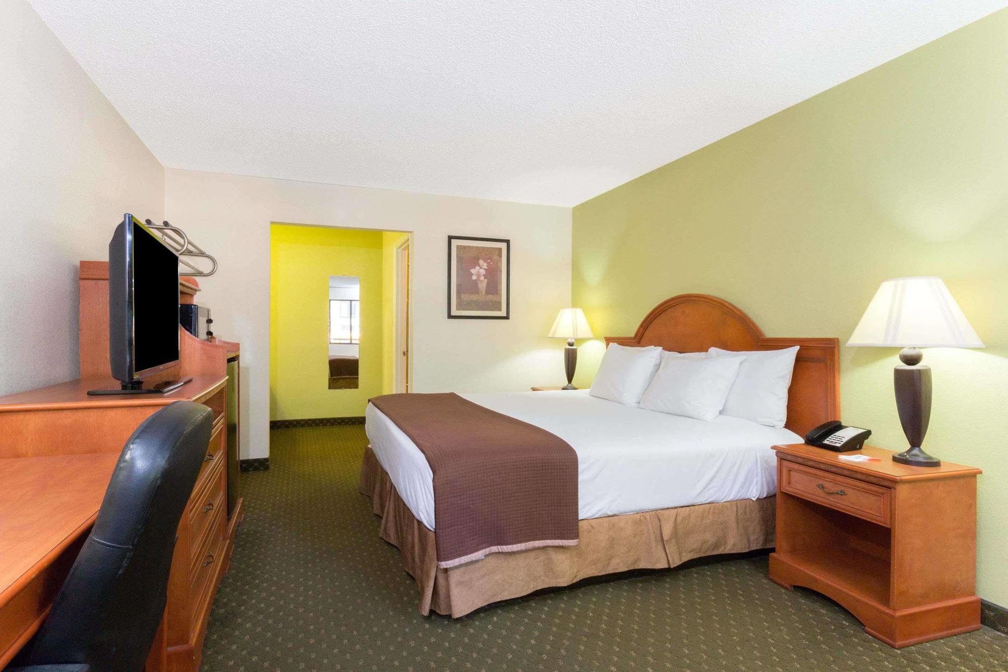 Howard Johnson By Wyndham Tallahassee Eksteriør bilde